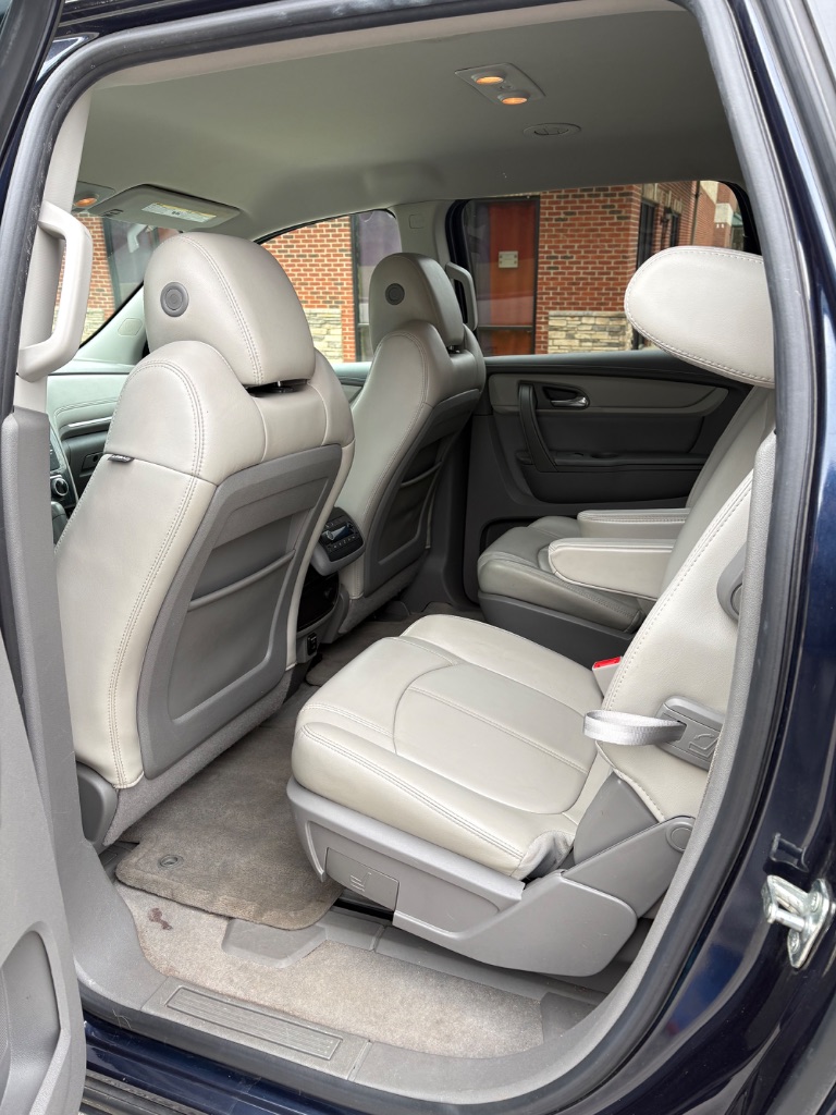 2015 Chevrolet Traverse 2LT - Photo 9