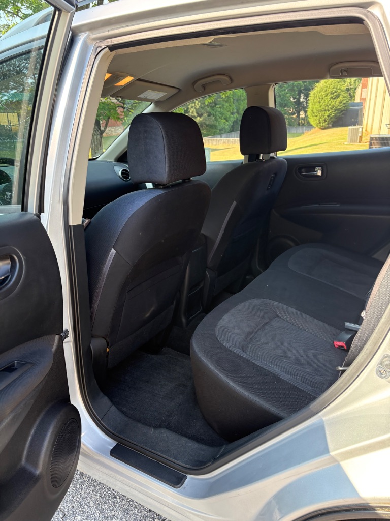 2015 Nissan Rogue Select S - Photo 9