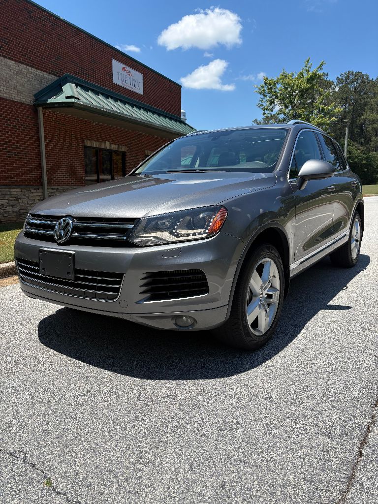 2013 Volkswagen Touareg Lux TDI's photo