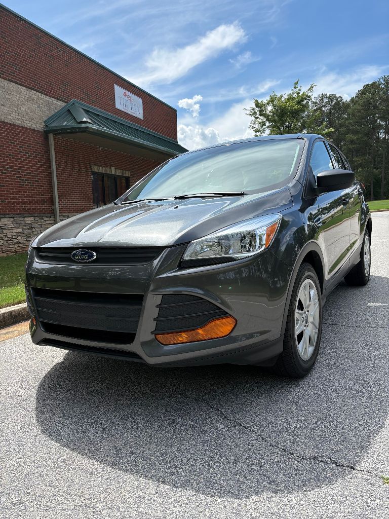 2016 Ford Escape S's photo