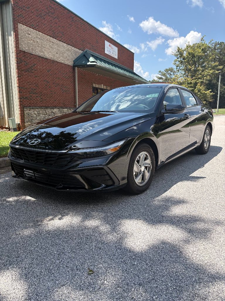 Used 2025 Hyundai Elantra SE with VIN KMHLL4DG1SU007033 for sale in Monroe, GA