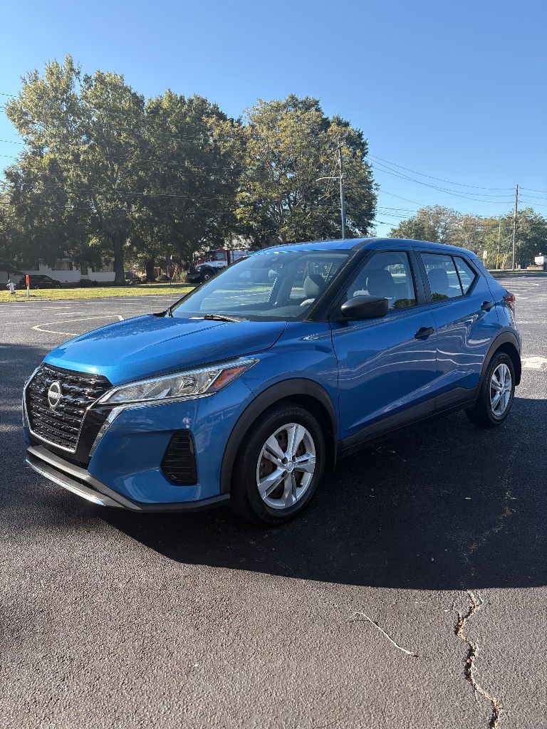 2022 Nissan Kicks